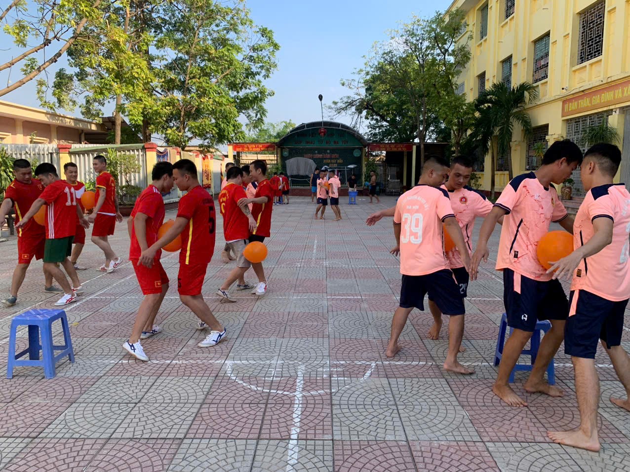 Cơ sở Cai nghiện ma túy số 5 Hà Nội tổ chức các hoạt động thể dục thể thao chào mừng kỷ niệm 70 năm Ngày Giải phóng Thủ đô (10/10/1954 - 10/10/2024)